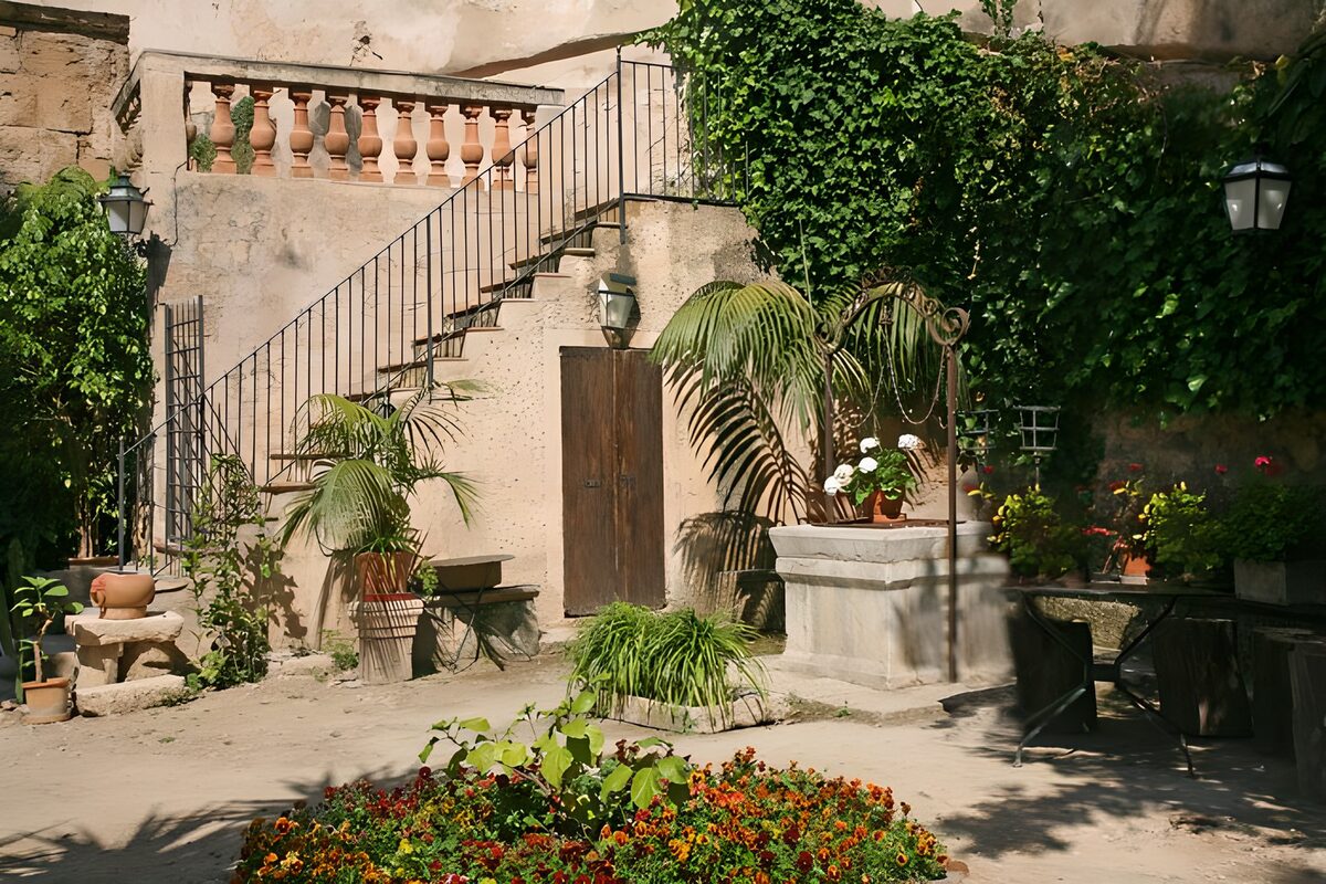 View of terrace, steps and balcony