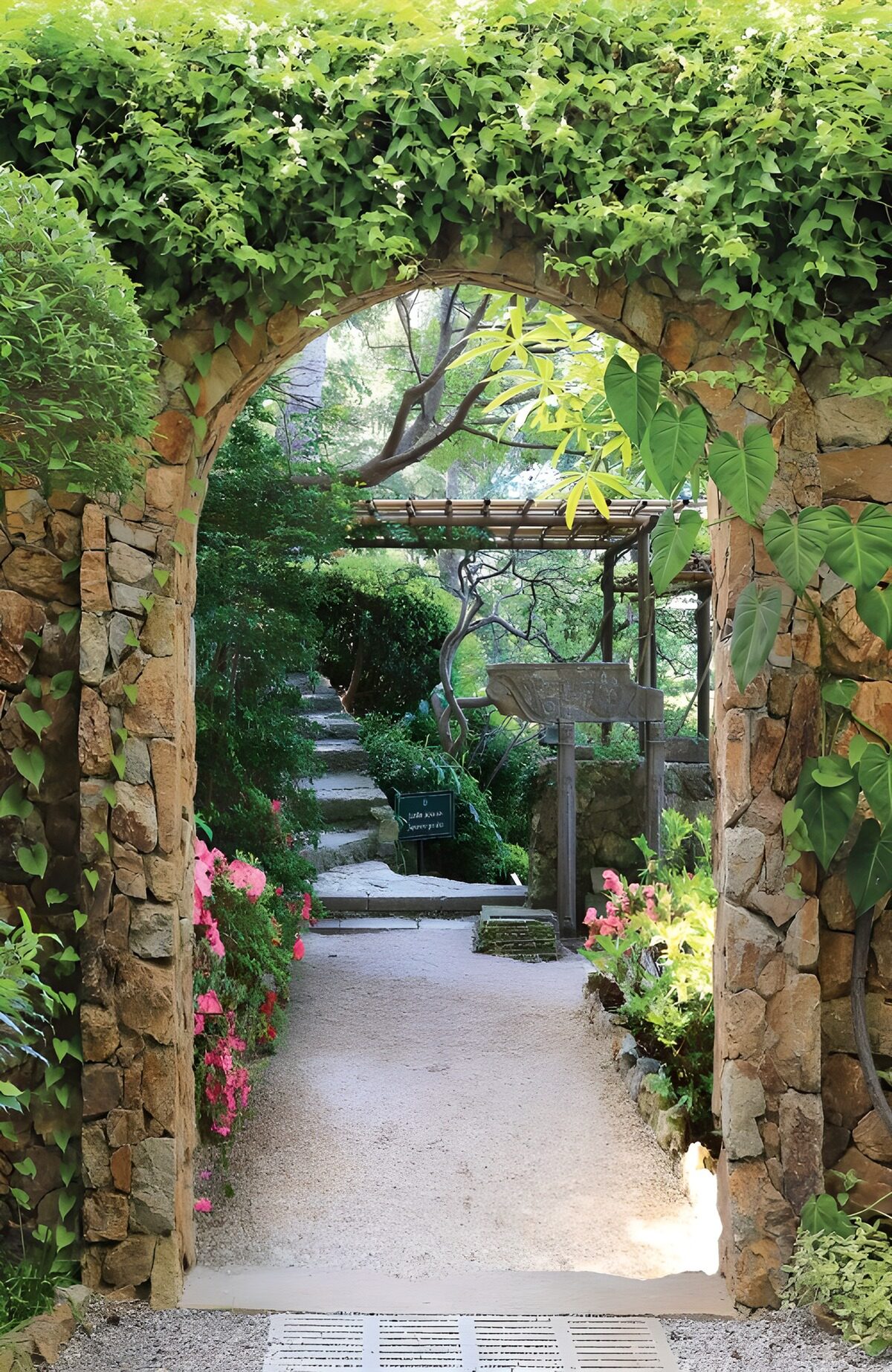 OCUK94626: Serene Garden Gateway