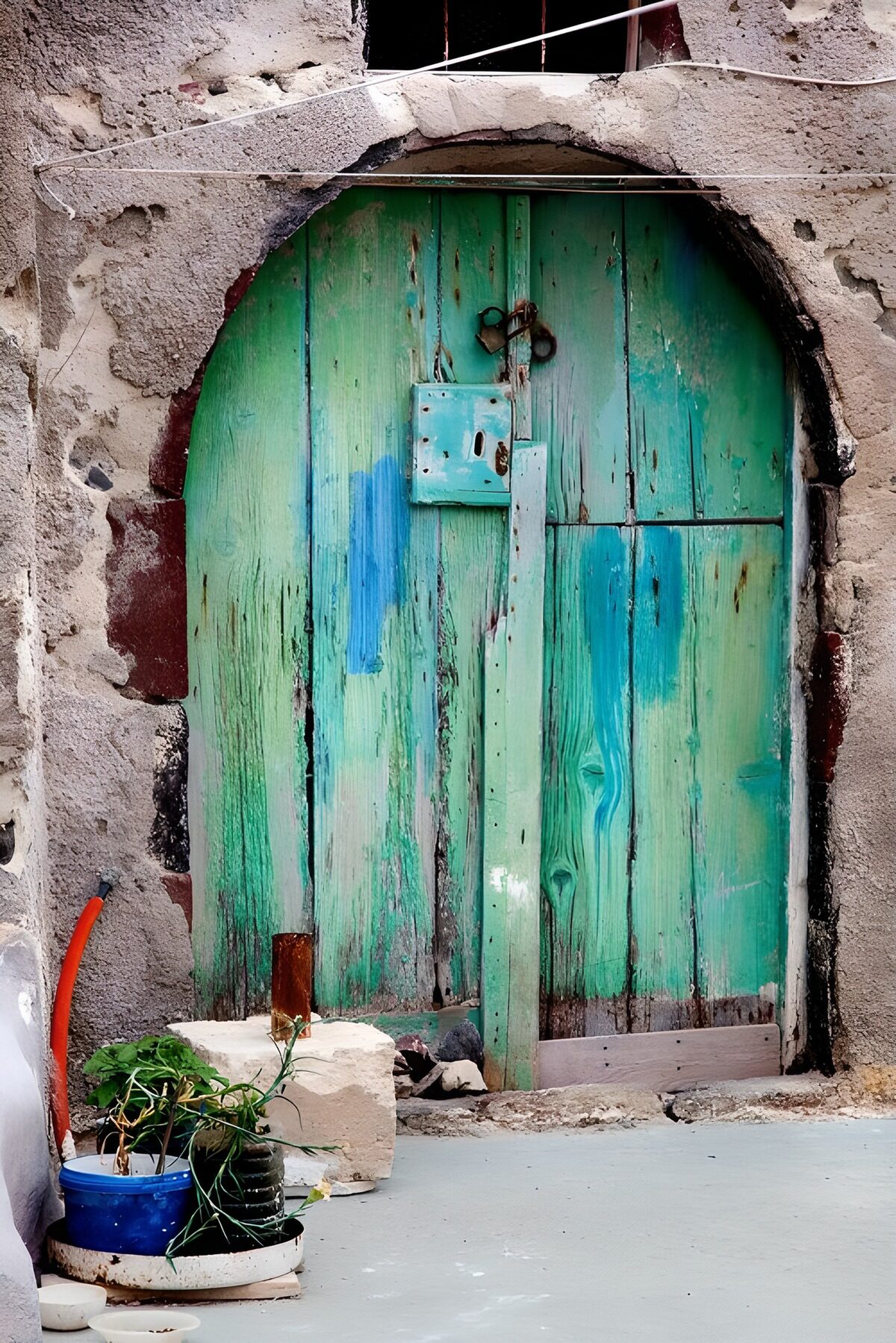 OCUK97930: Weathered Green Doorway Charm