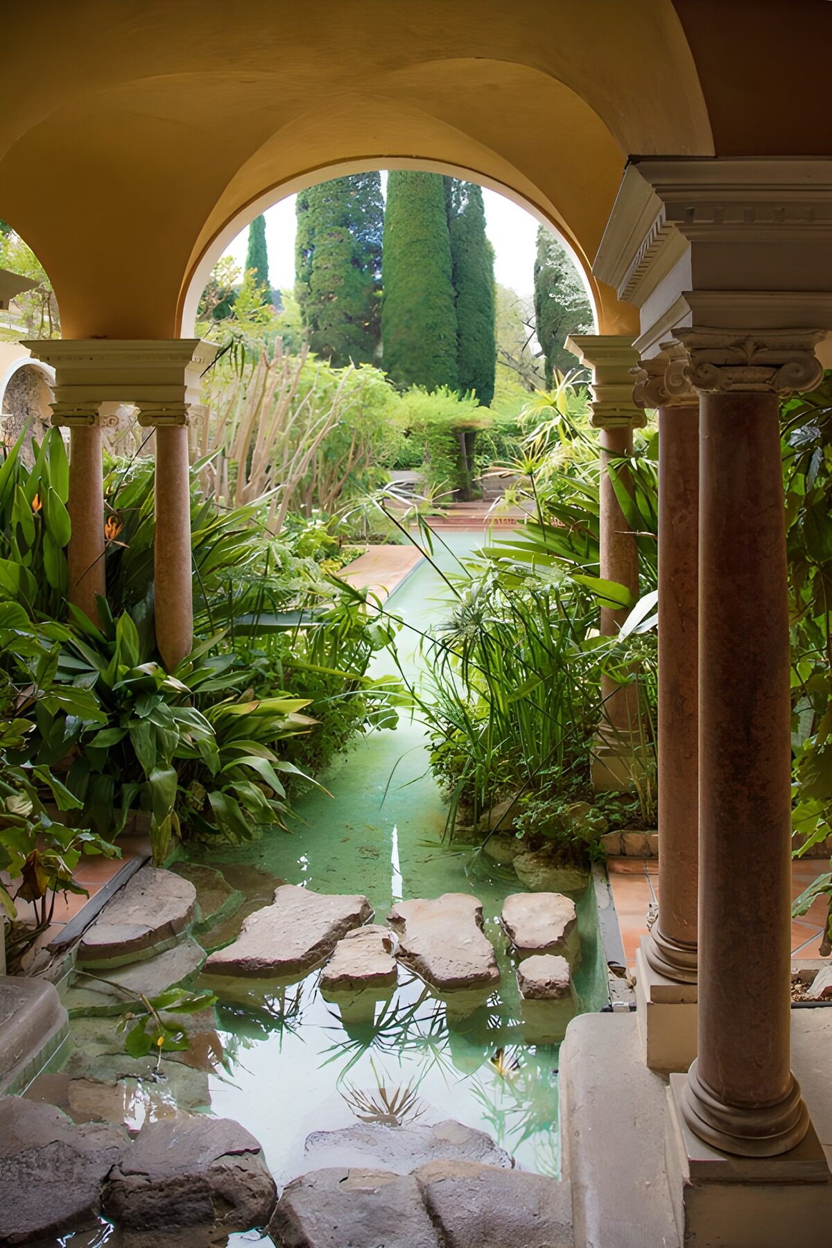OCUK96645: Tranquil Garden Pathway