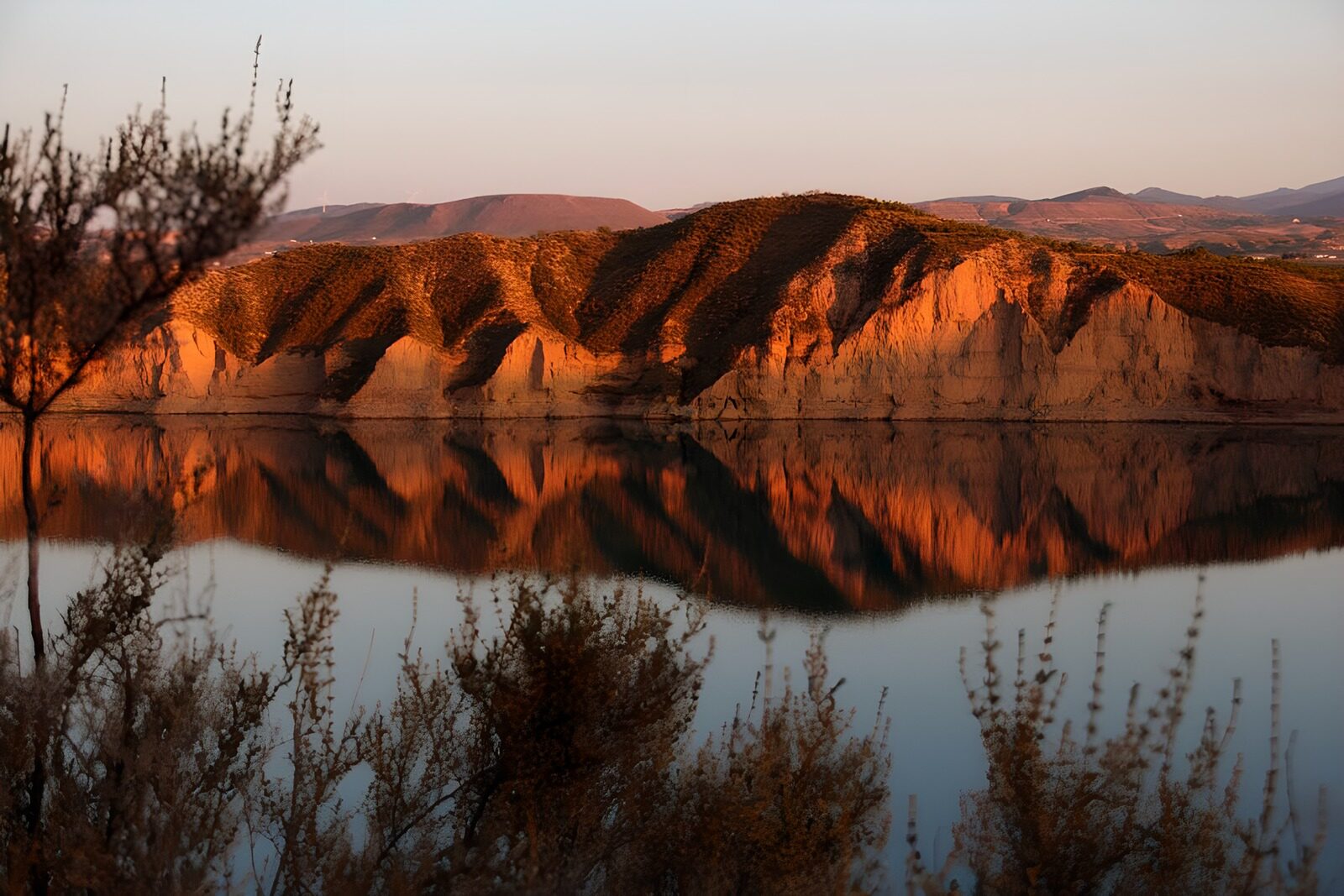 OCUK66320: Serene Sunset over Mountain Reflection