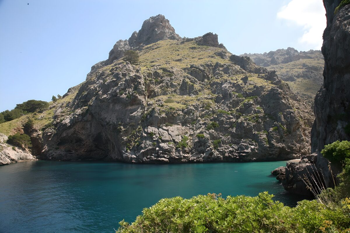 OCUK42973: Cliff  formation by  river , forest 2