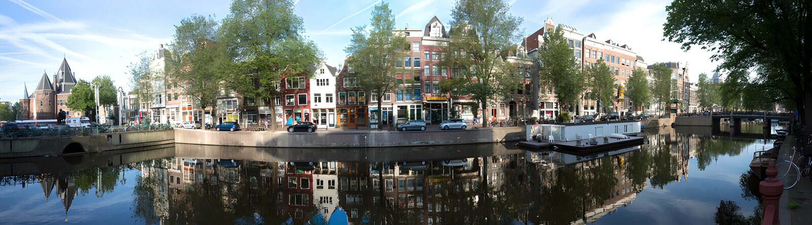 OCUK95977: Scenic Amsterdam Canals Reflection