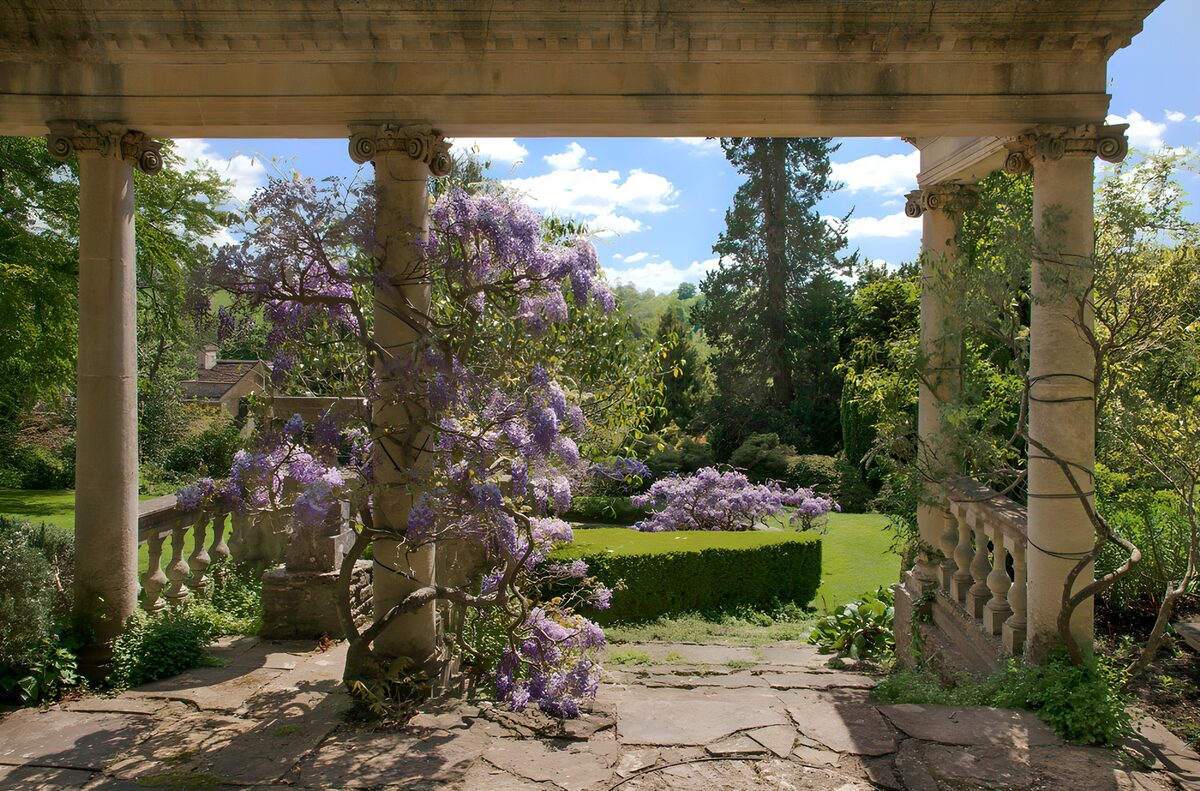 OCUK92592: Serene Garden Archway in Bloom