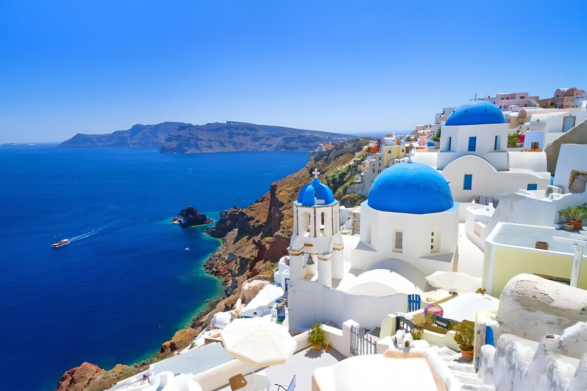 OCUK28034: Tranquil Blue and White of Santorini