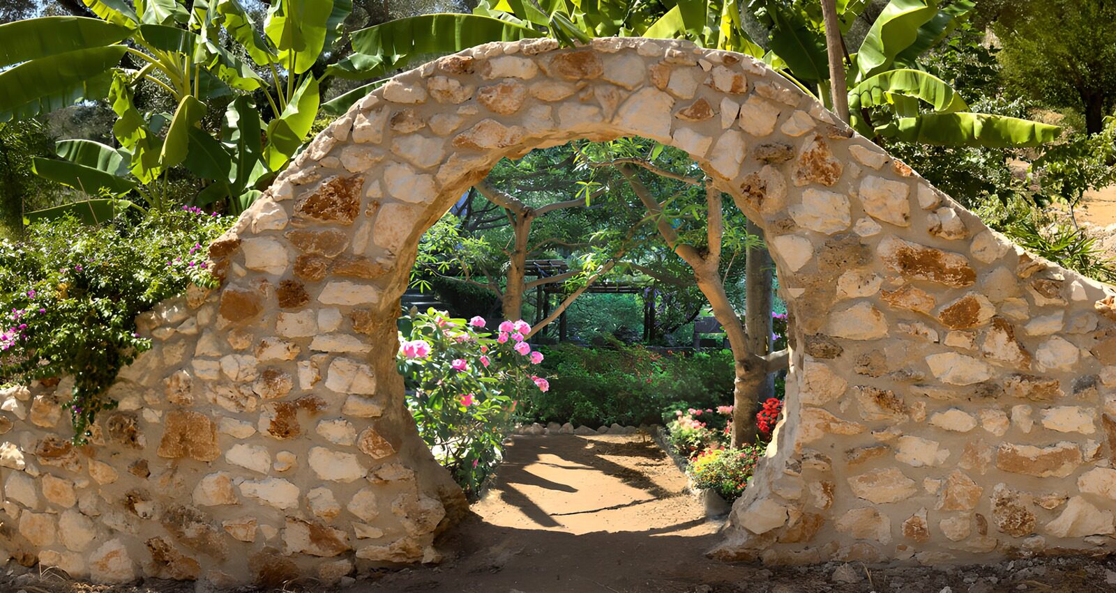 OCUK68891: Floral Gateway to Nature's Beauty