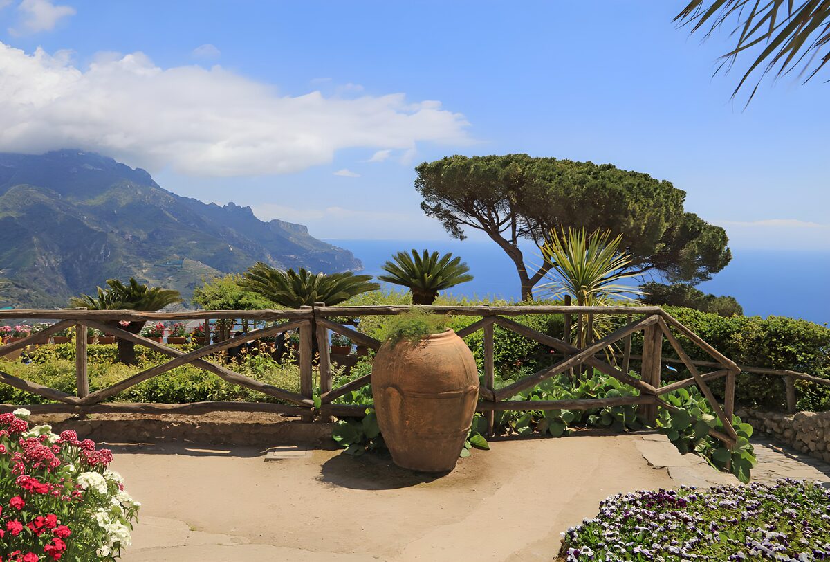 OCUK85924: Coastal Garden with Historic Vase