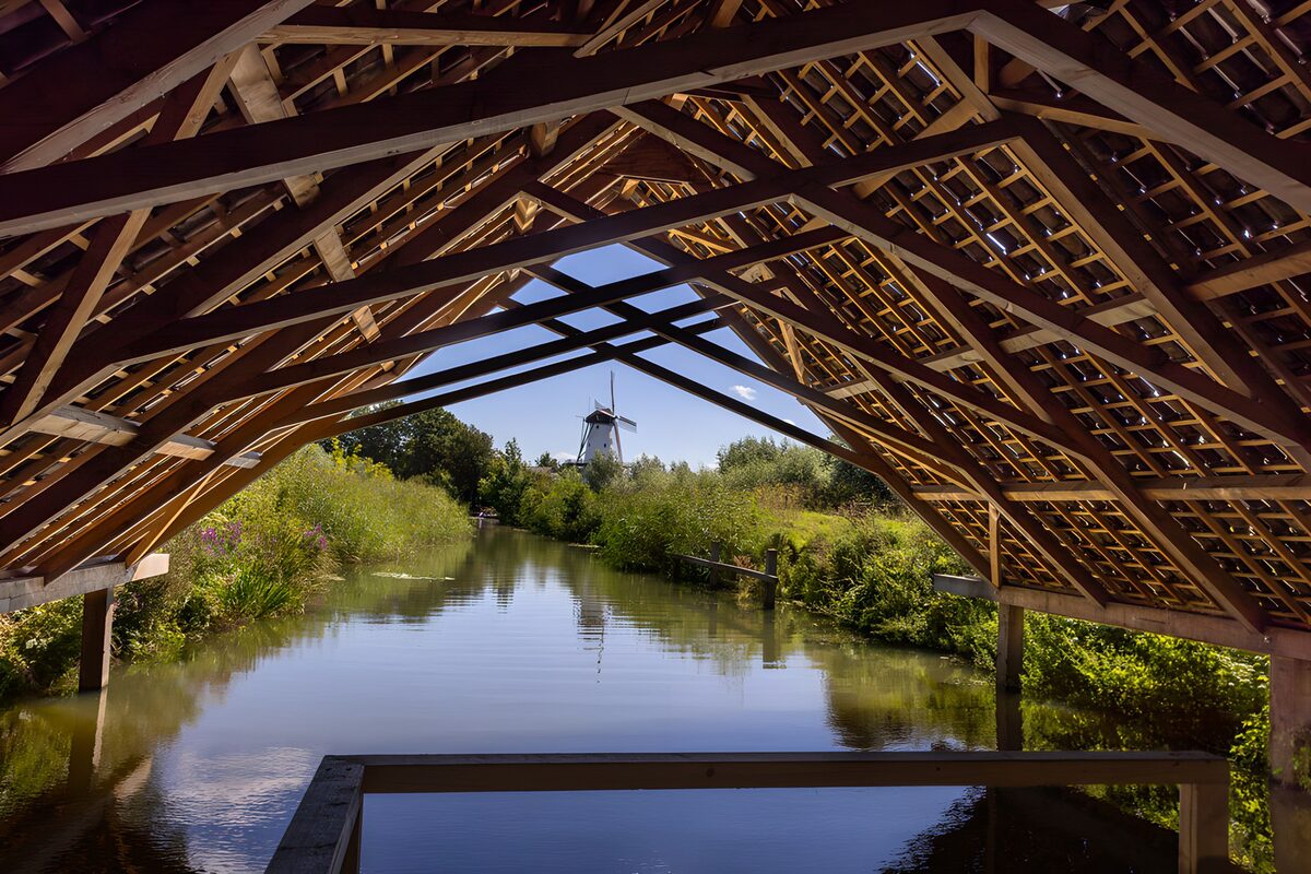 OCUK18975: Tranquil View of a Dutch Windmill