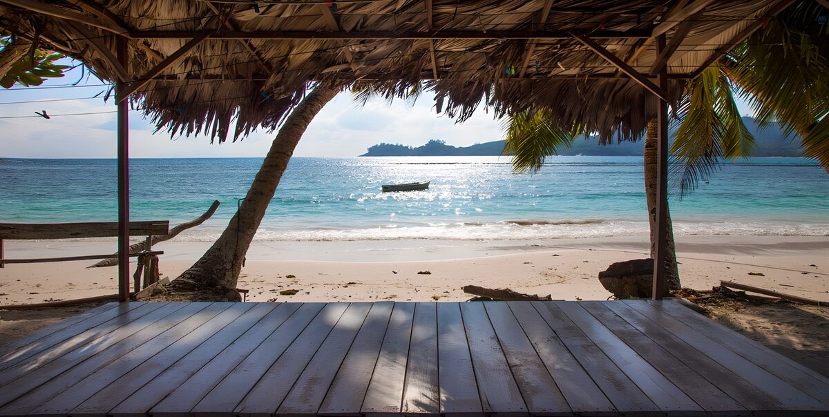 OCUK42006: Tranquil Beachfront Retreat