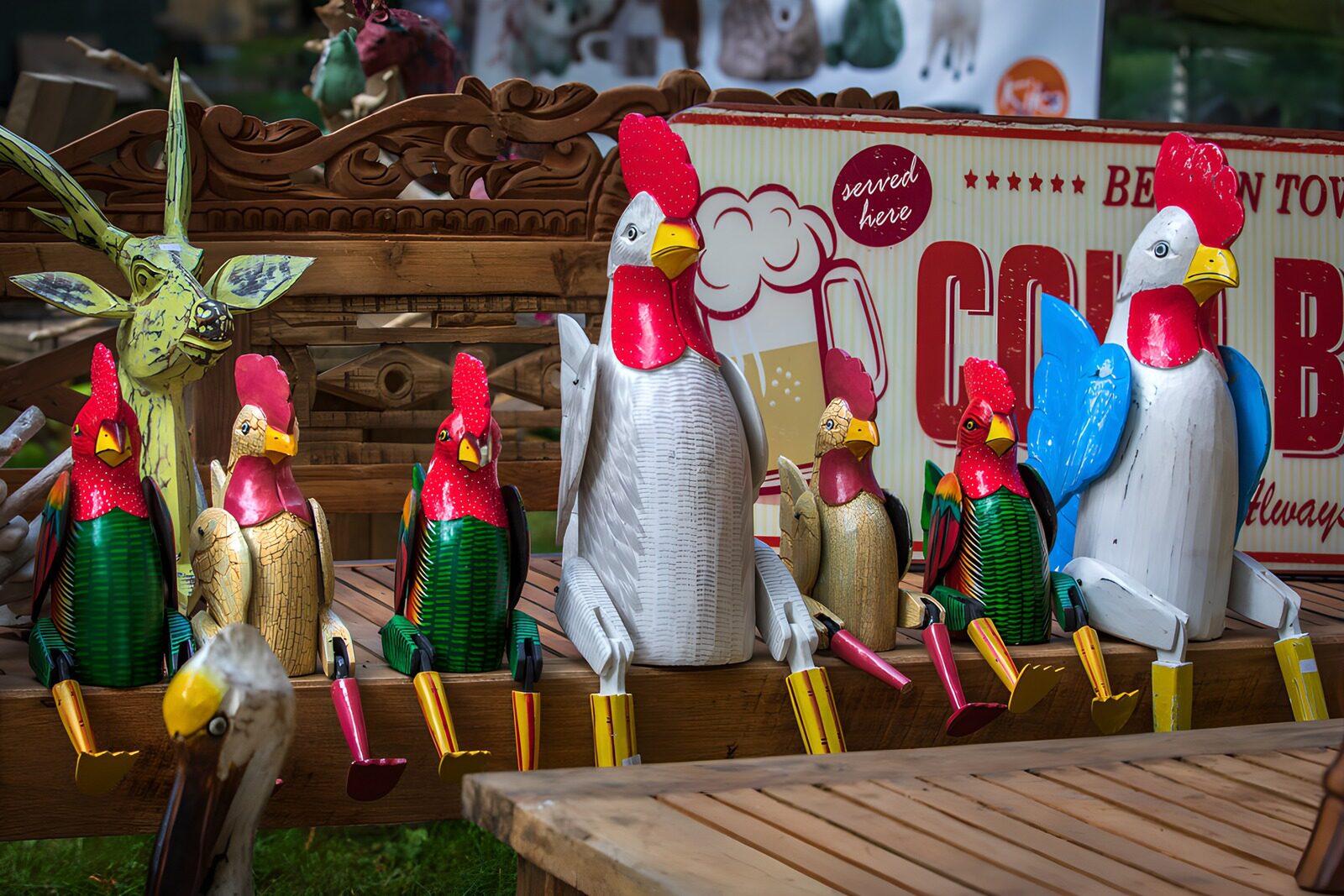 OCUK40850: Colorful Rooster Decorations