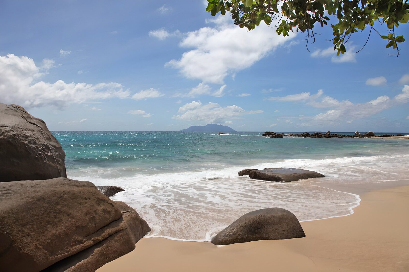 OCUK53342: Serene Beach Escape