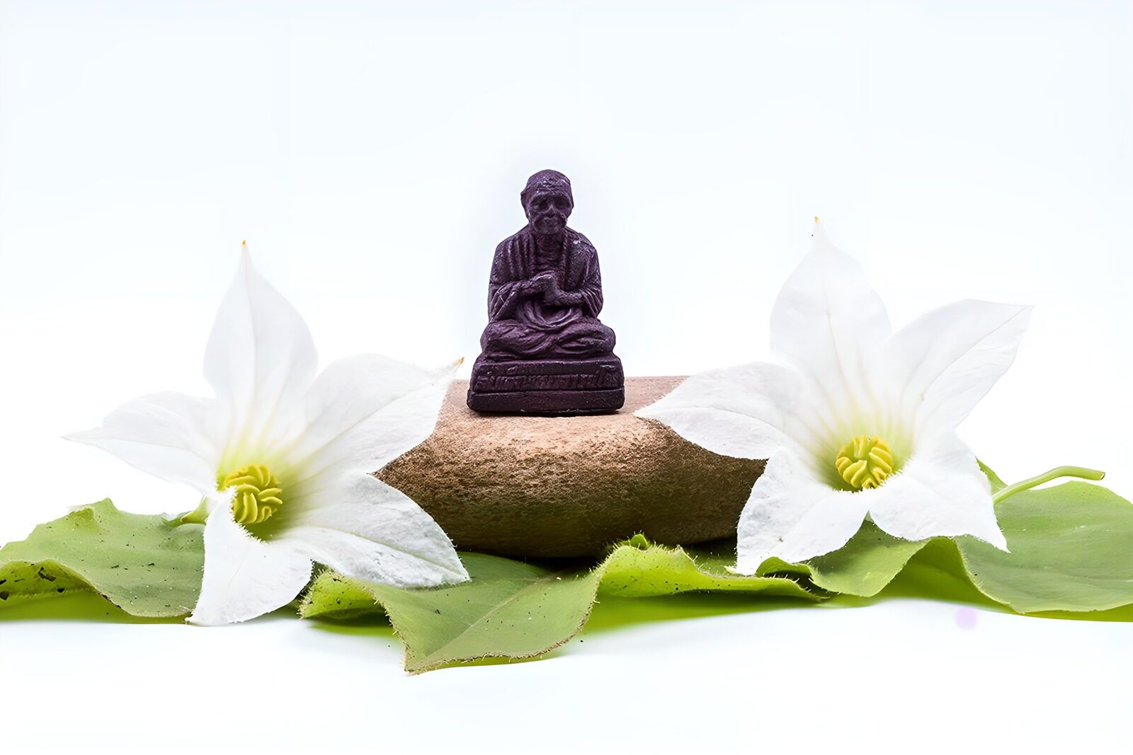 OCUK34059: Serene Buddha on a Natural Stone