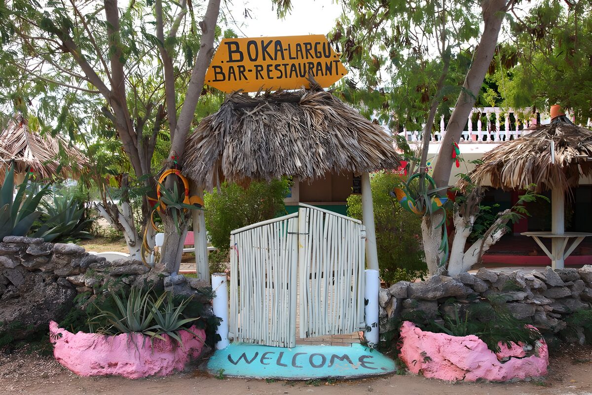 OCUK66015: Entrance to a Caribbean restaurant