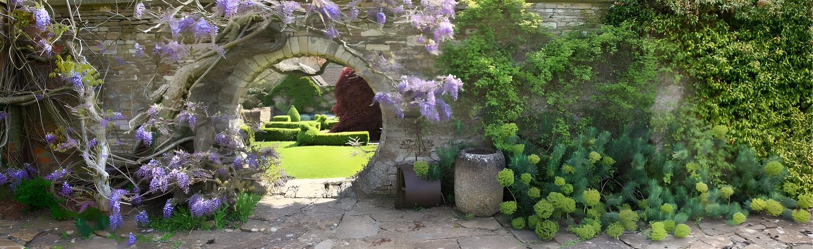 OCUK57967: Serene Garden Gateway