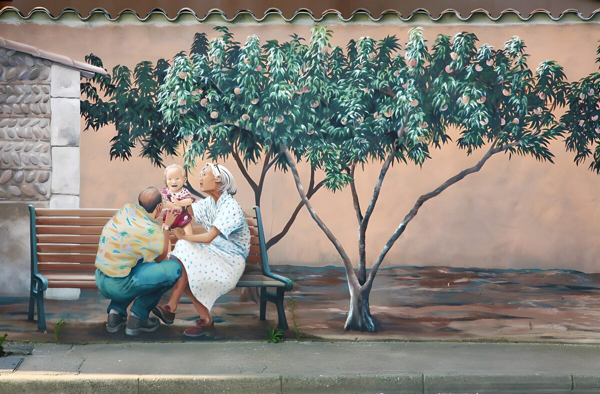 OCUK65110: "Family Moments Under the Cherry Tree"