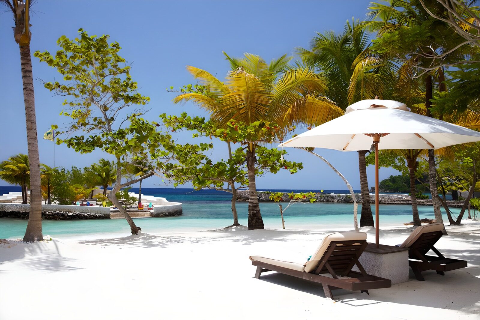 OCUK99327: Tropical Paradise Retreat