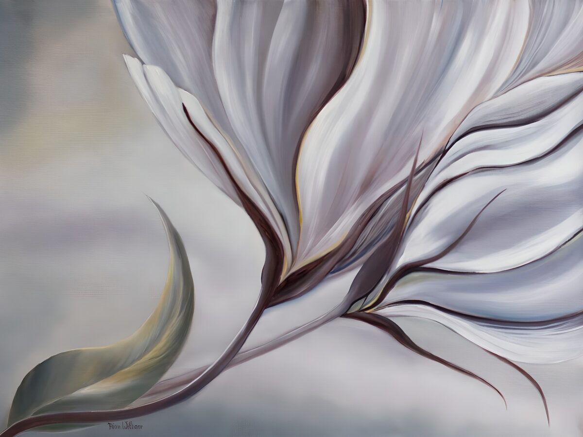 OCUK90845: Elegant White Blossom
