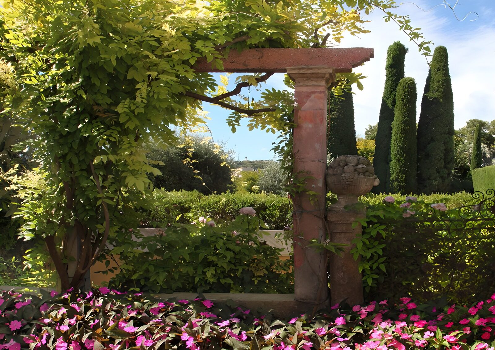 OCUK52306: Tranquil Garden Archway