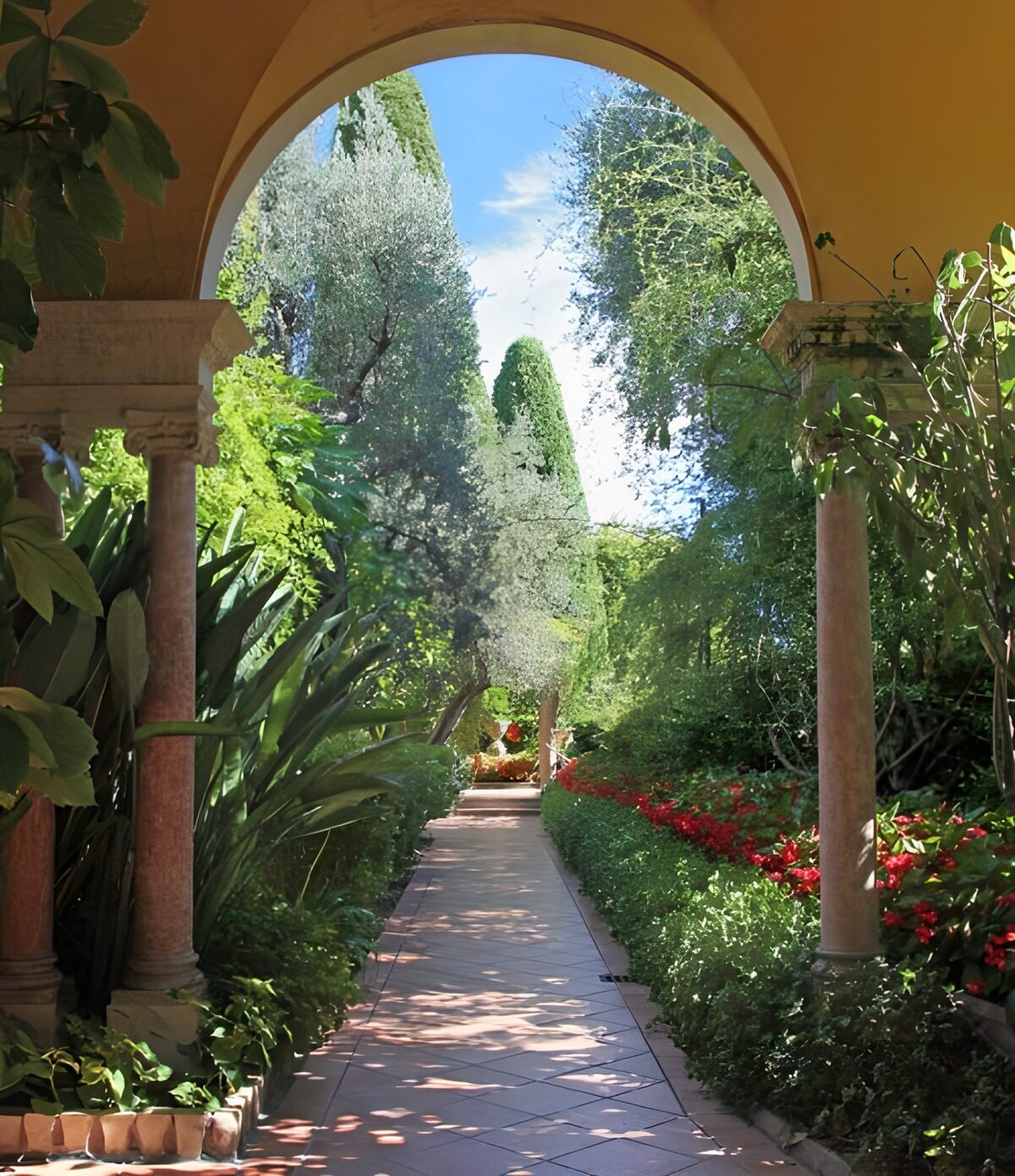 OCUK37691: Serene Garden Pathway