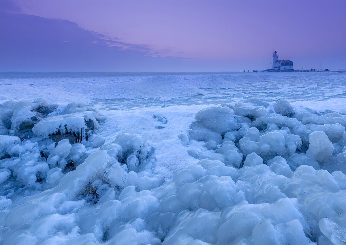 OCUK77008: Icy Serenity at Dawn
