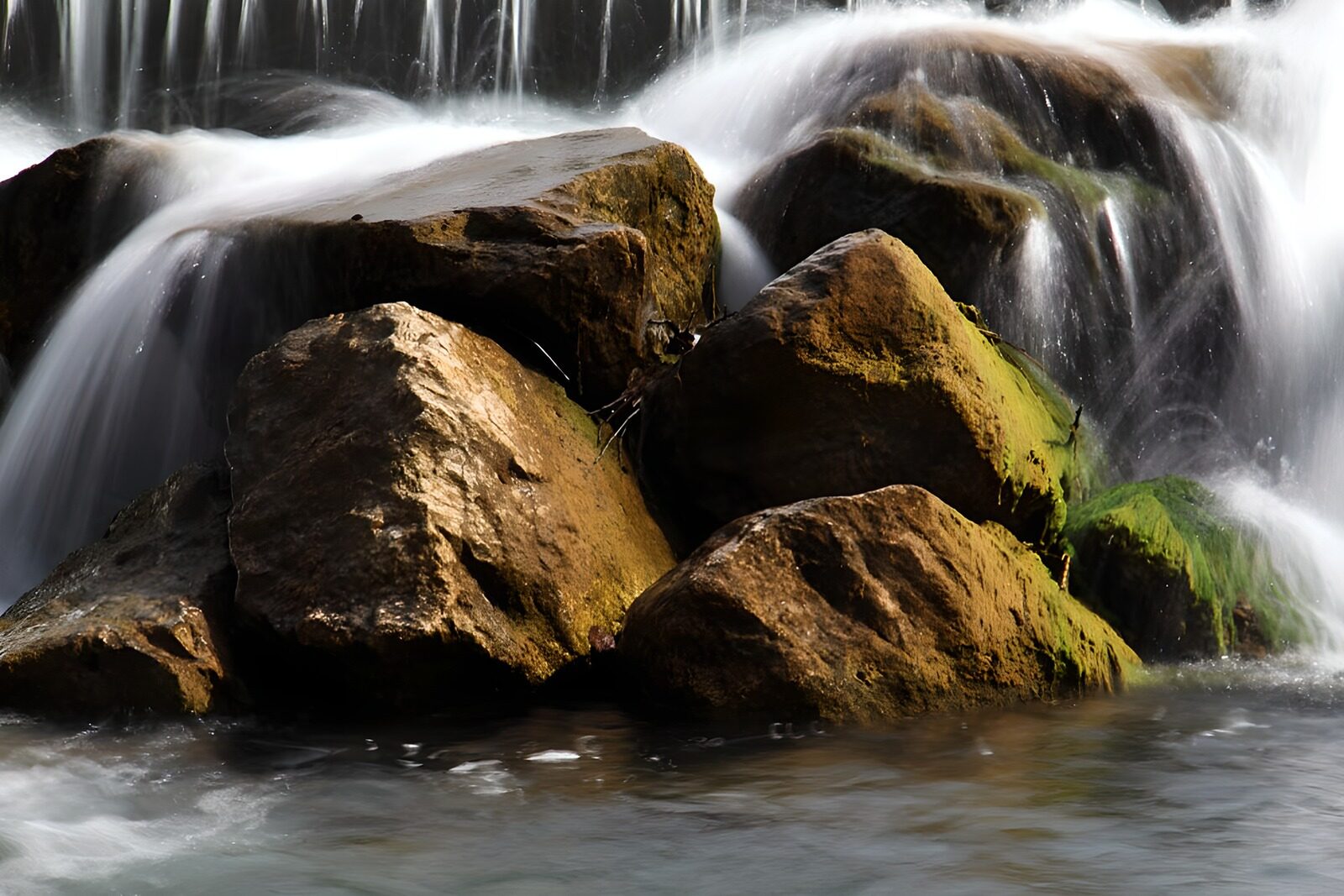 OCUK33397: Tranquil Flowing Water Over Rocks