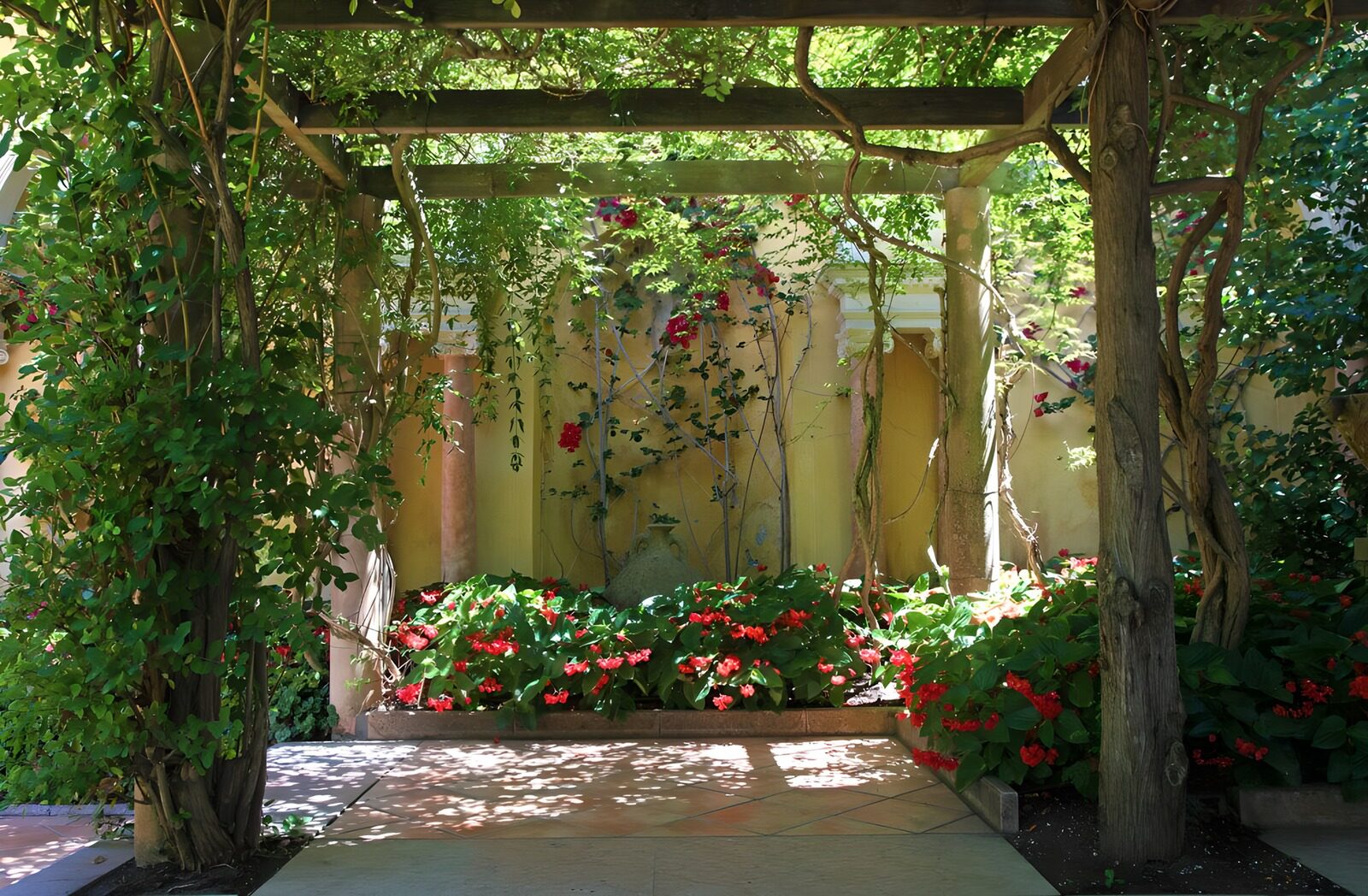 OCUK97743: Tranquil Garden Archway