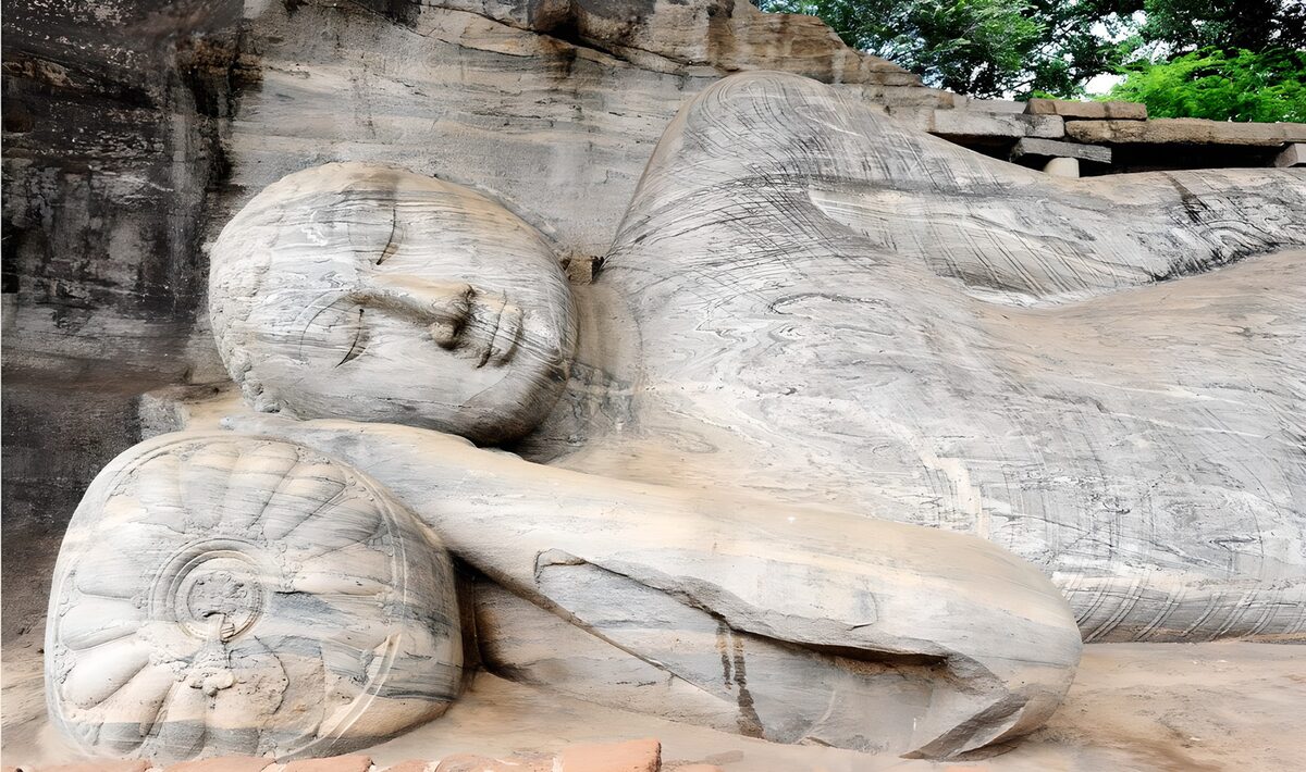 Reclining Buddha Sculpture