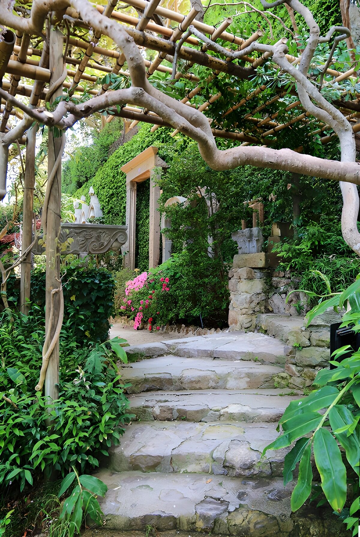 OCUK18837: Tranquil Garden Pathway