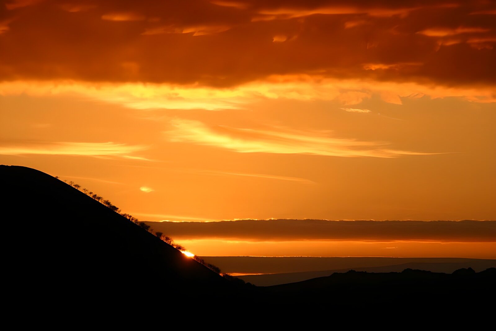 OCUK99247: Sunset Over the Hills