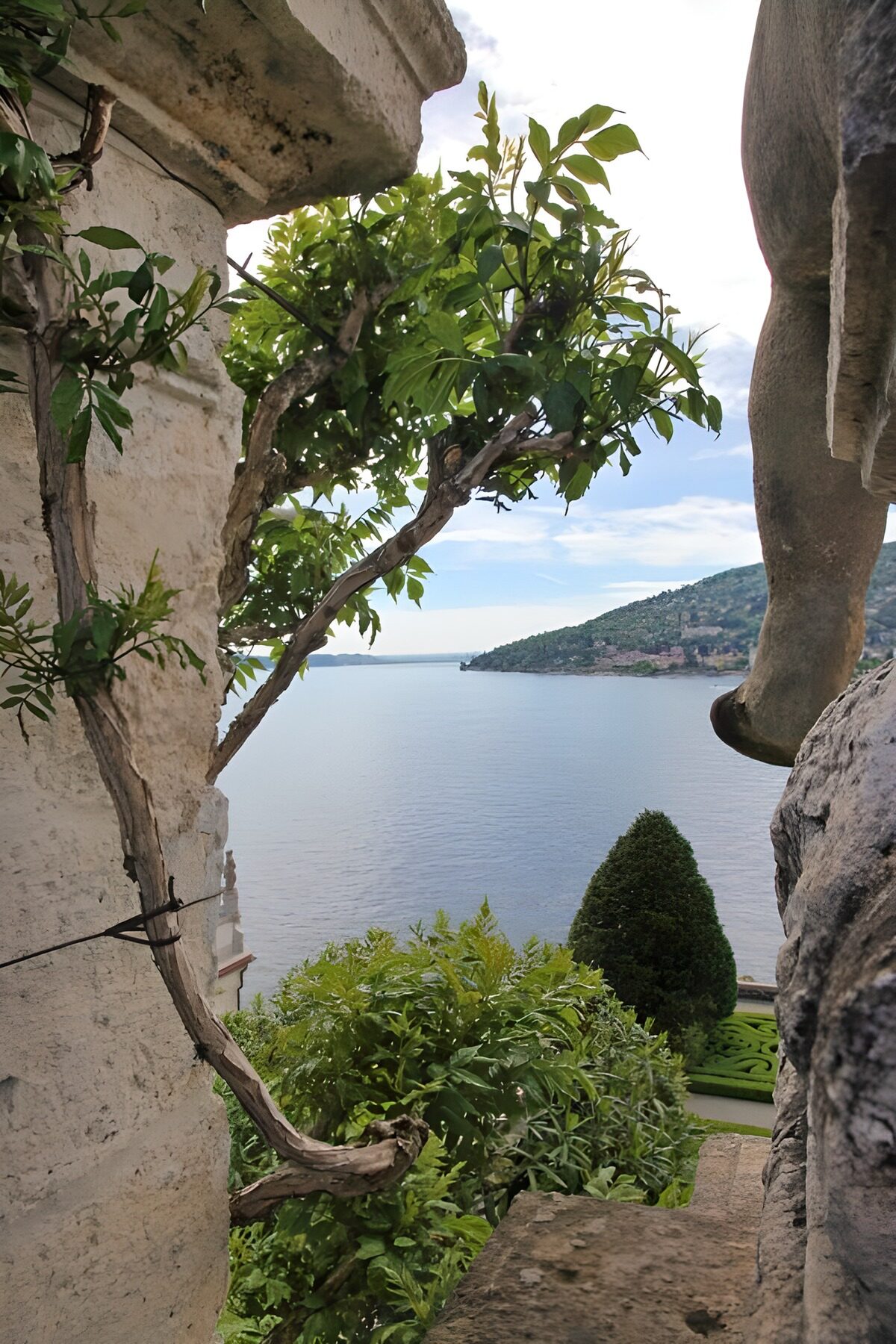 OCUK94428: Serene View Over the Waters