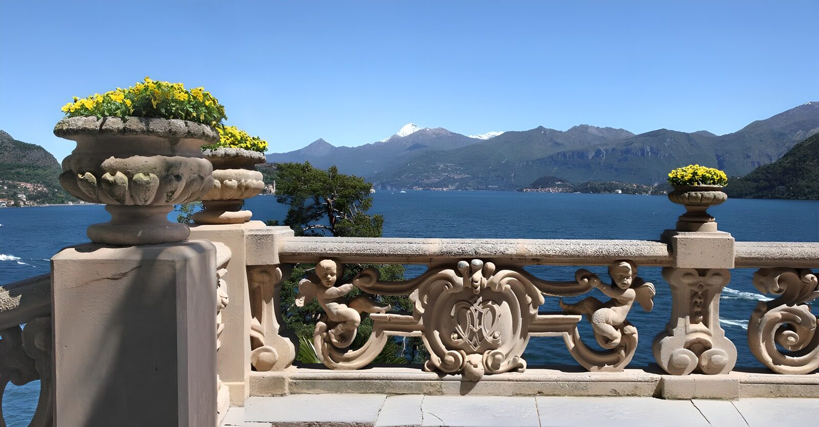 OCUK71406: Scenic Lake View with Decorative Railing