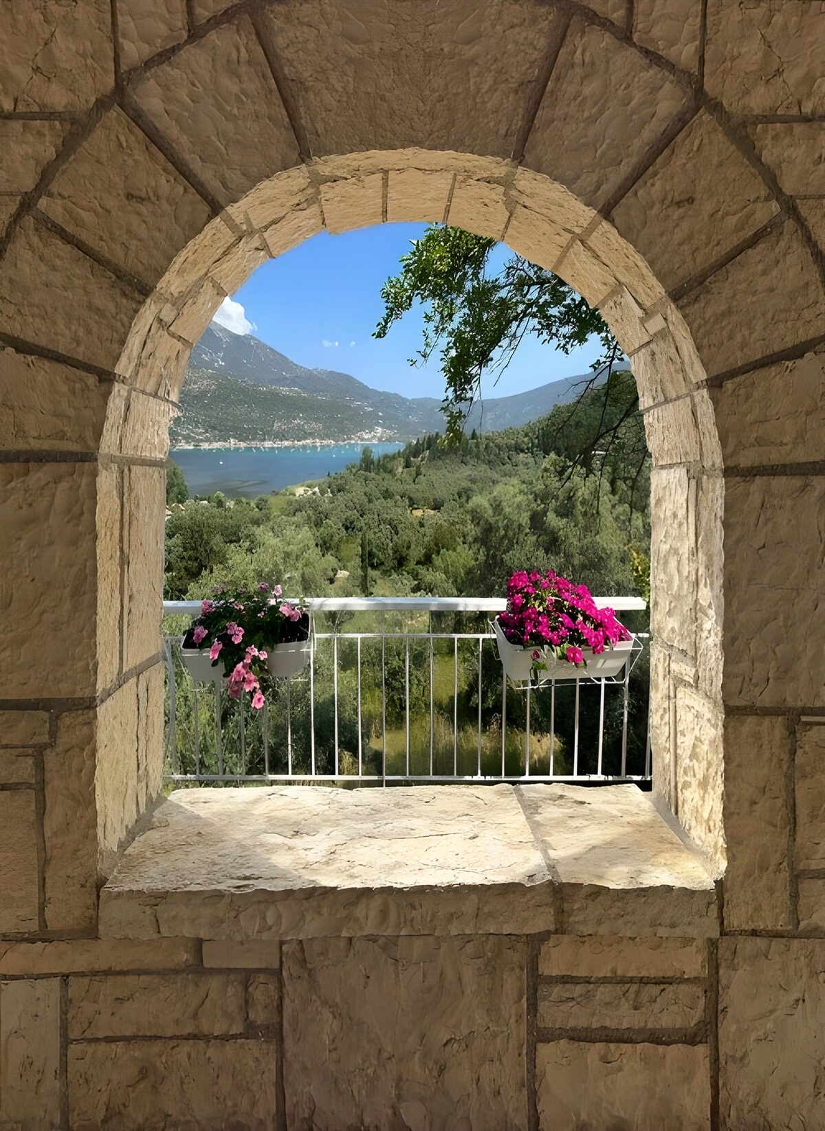 OCUK17506: Scenic View Through Stone Archway