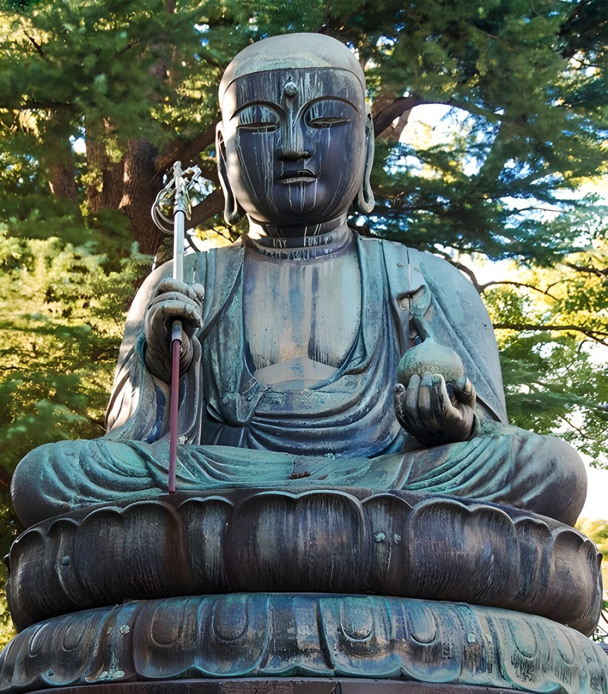 OCUK24064: Serene Buddha Statue