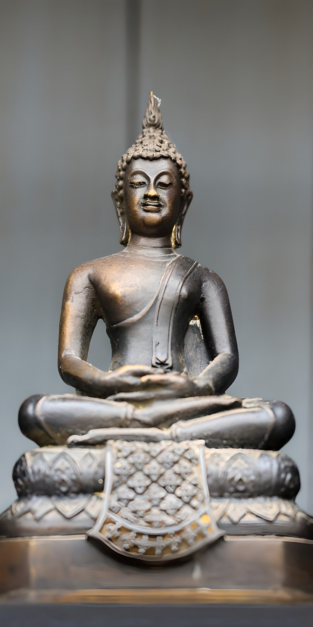 OCUK24151: Serene Buddha Statue