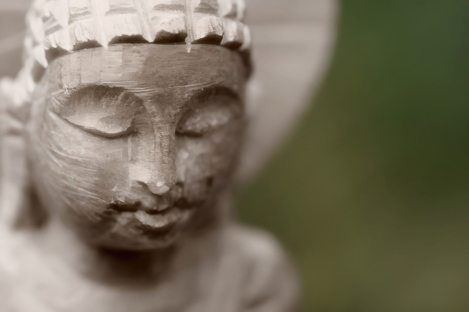 OCUK32319: buddha statue 27