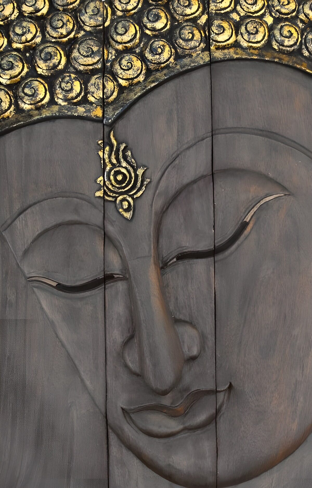 OCUK86536: Serenity of Buddha in Wood