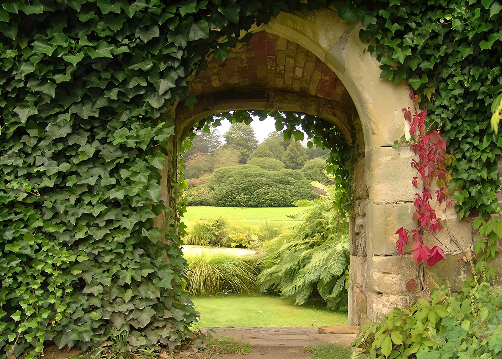 OCUK94460: Serene Garden Archway