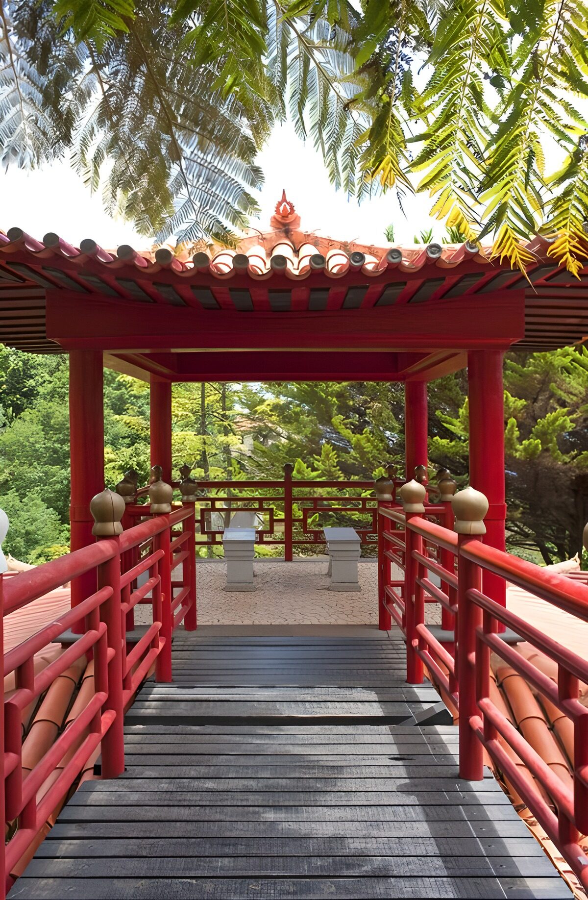 OCUK60465: Tranquil Red Pavilion Pathway