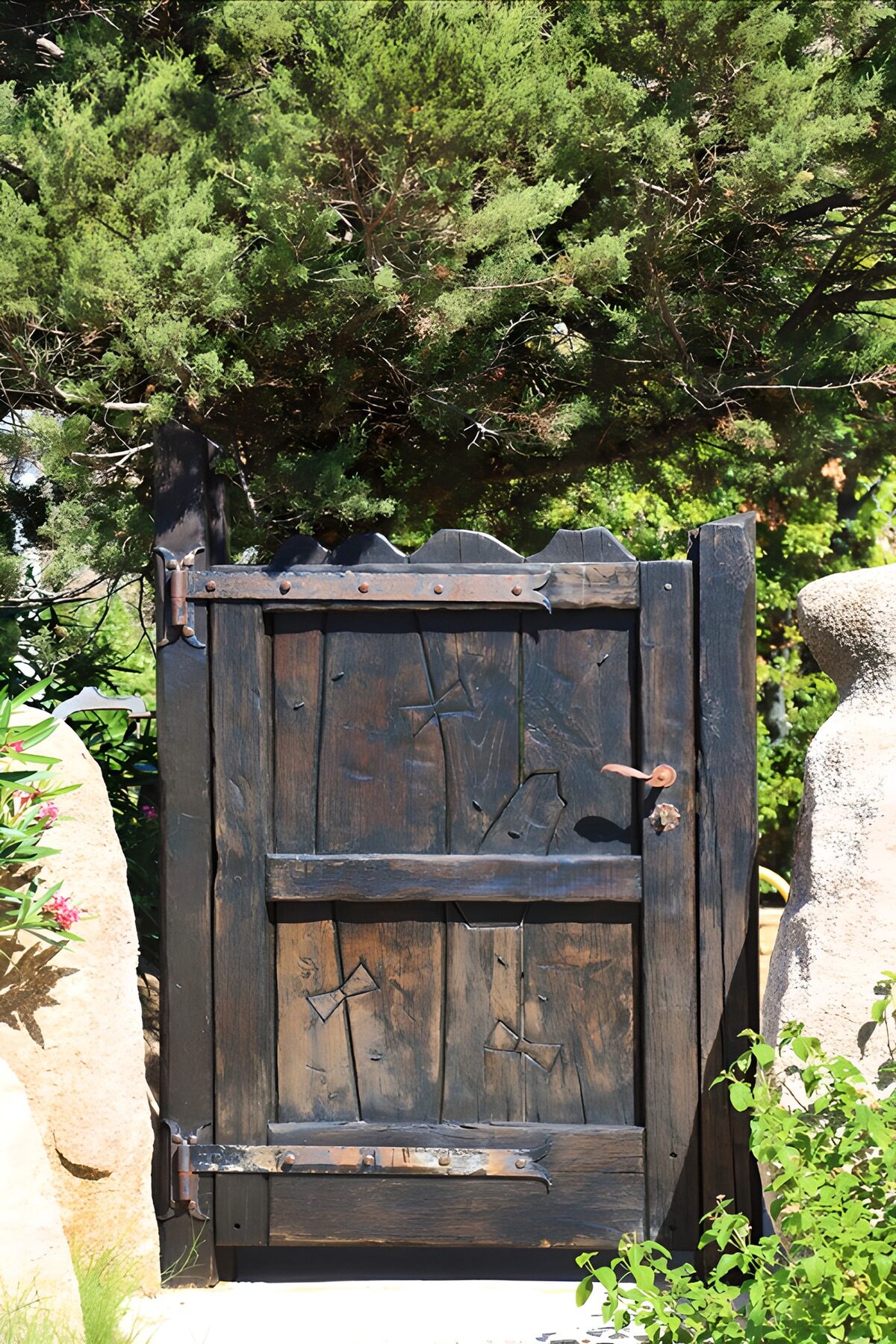 OCUK62881: Enchanted Wooden Gate