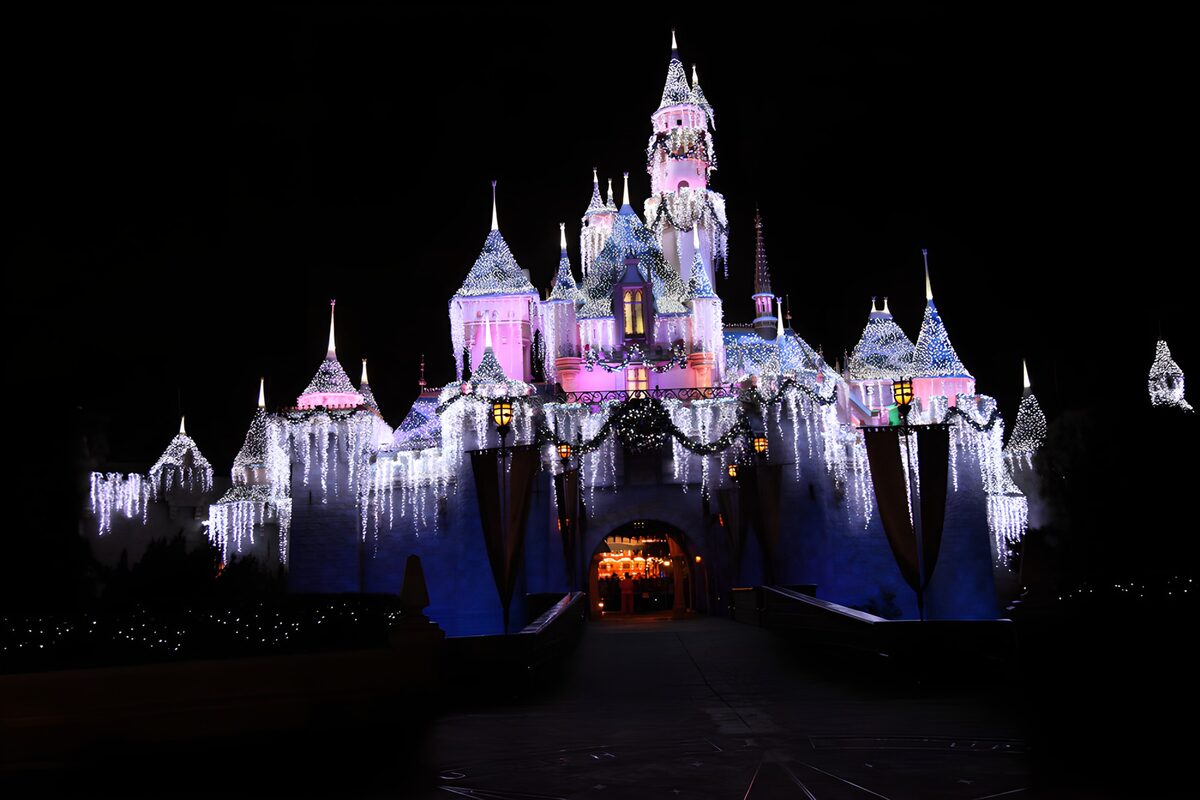 OCUK47087: Enchanted Castle Illuminated at Night