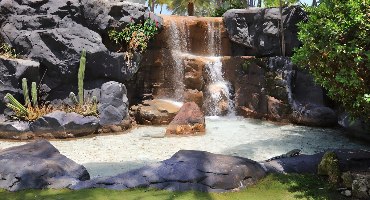 OCUK13933: Serene Waterfall Oasis in Nature