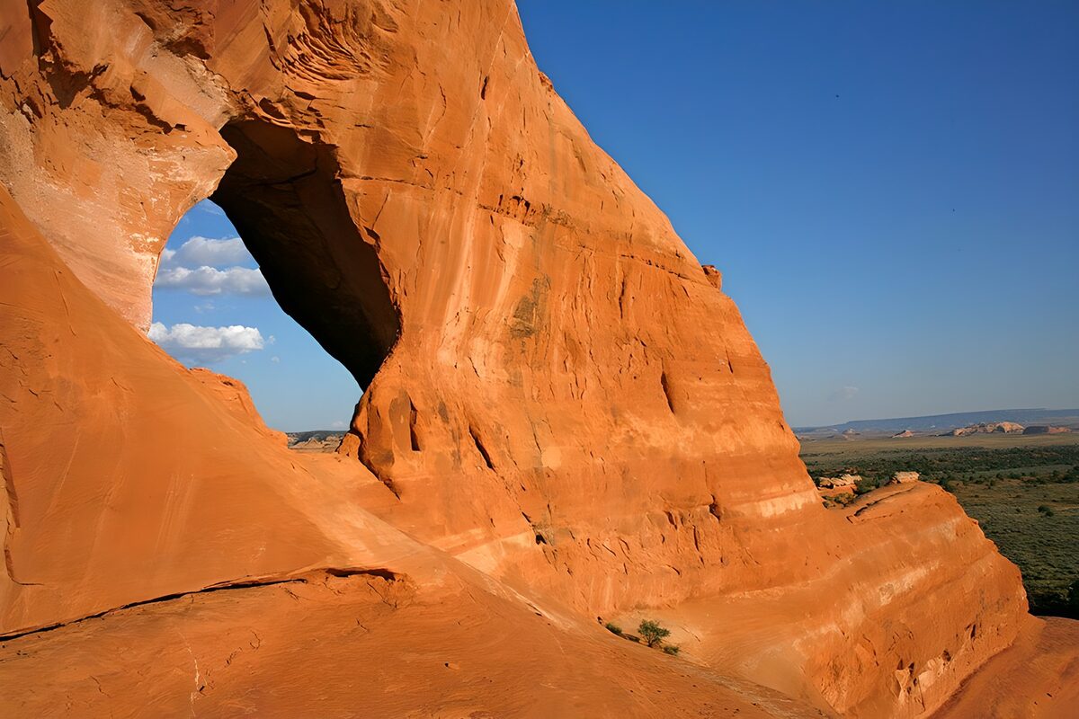 Natural Rock Arch in Desert Landscape