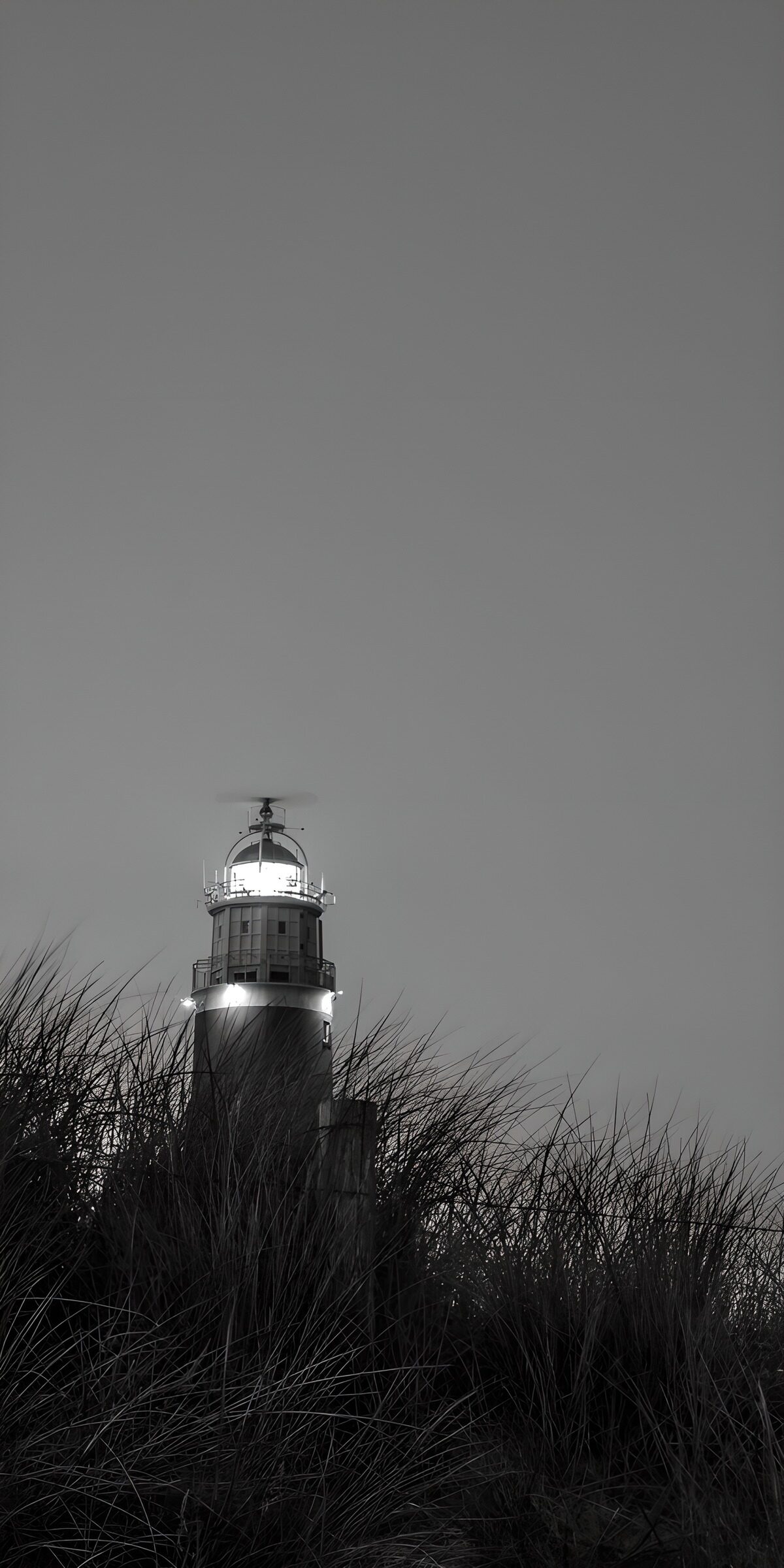 OCUK64065: Guiding Light in Monochrome