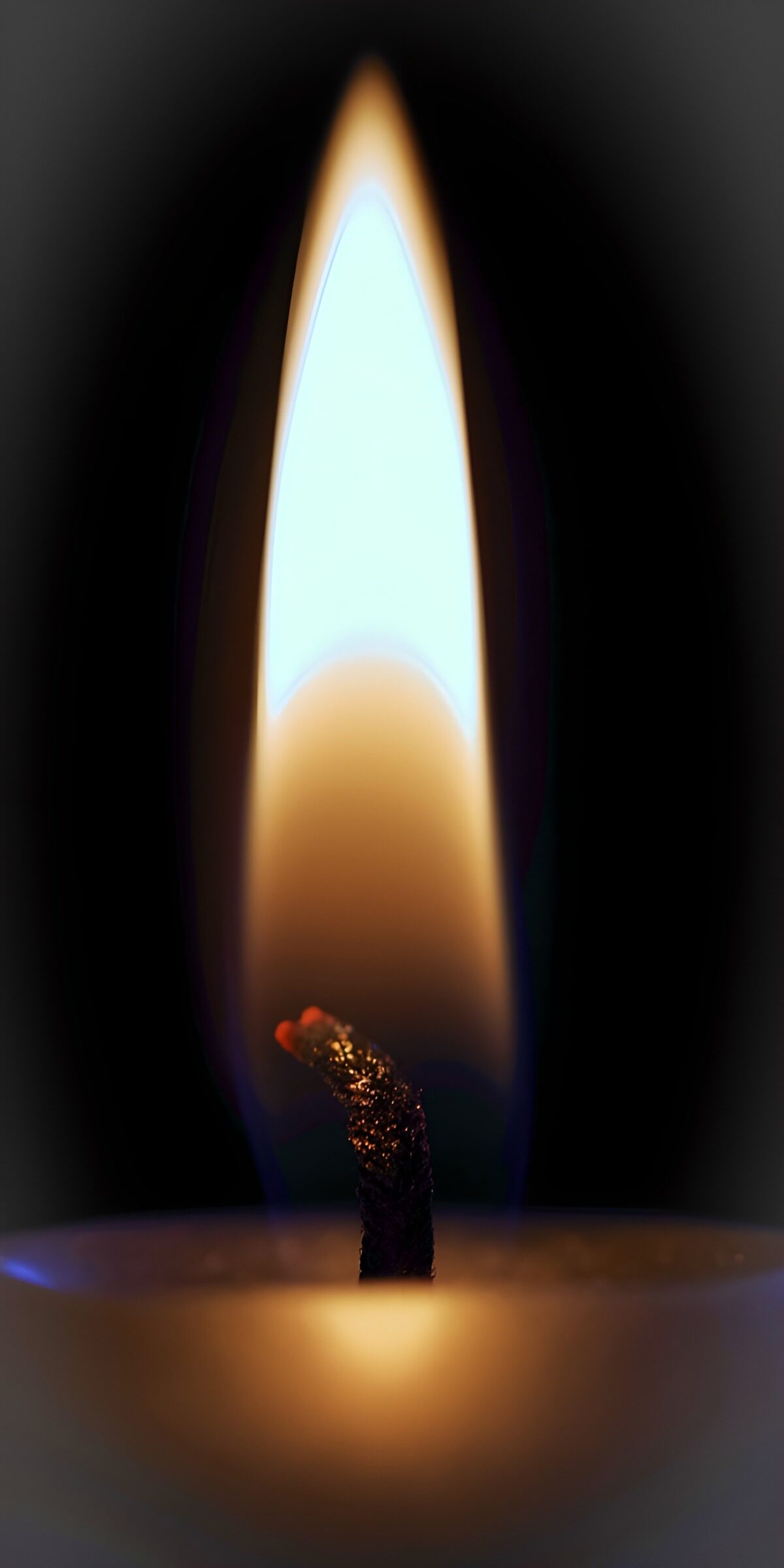 OCUK33913: Illuminating Flame